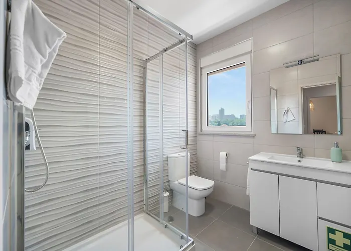 Luiz I Bridge By Amber Star Rent